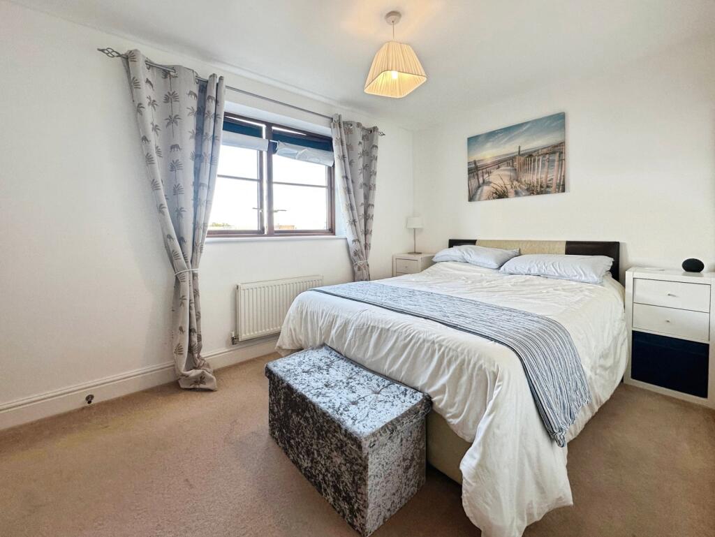 House in Reading - View 4
