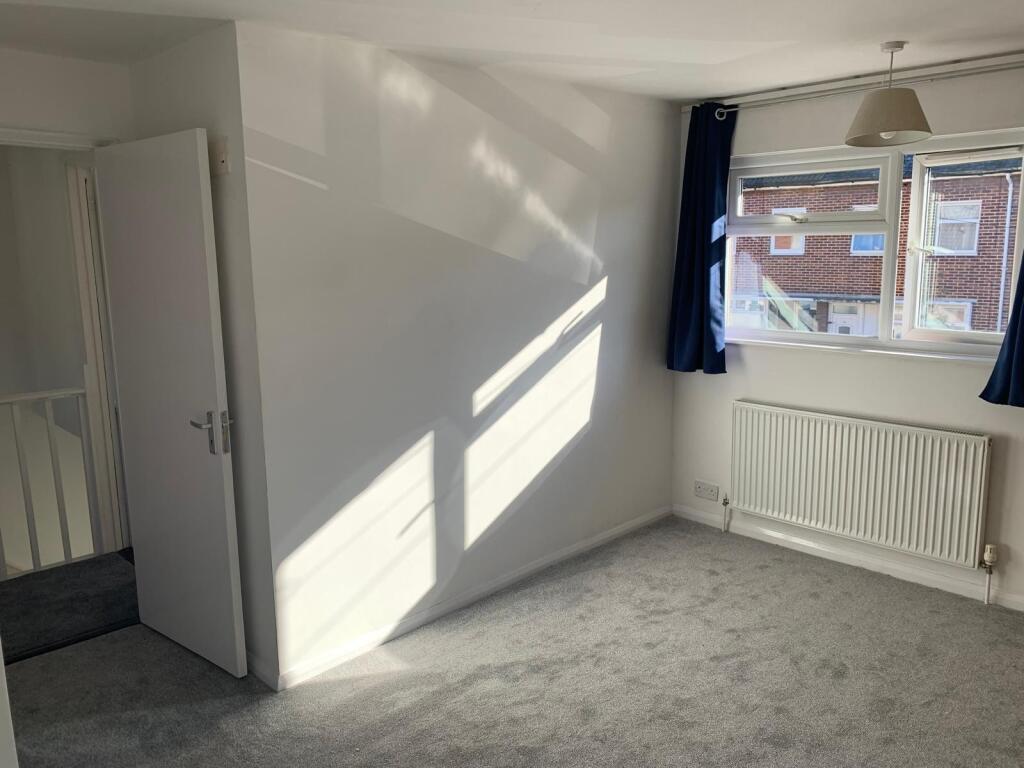 House in Portsmouth - View 5
