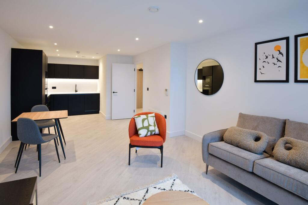 Main image of property: 1 Trinity Way, Vista River Gardens, M3