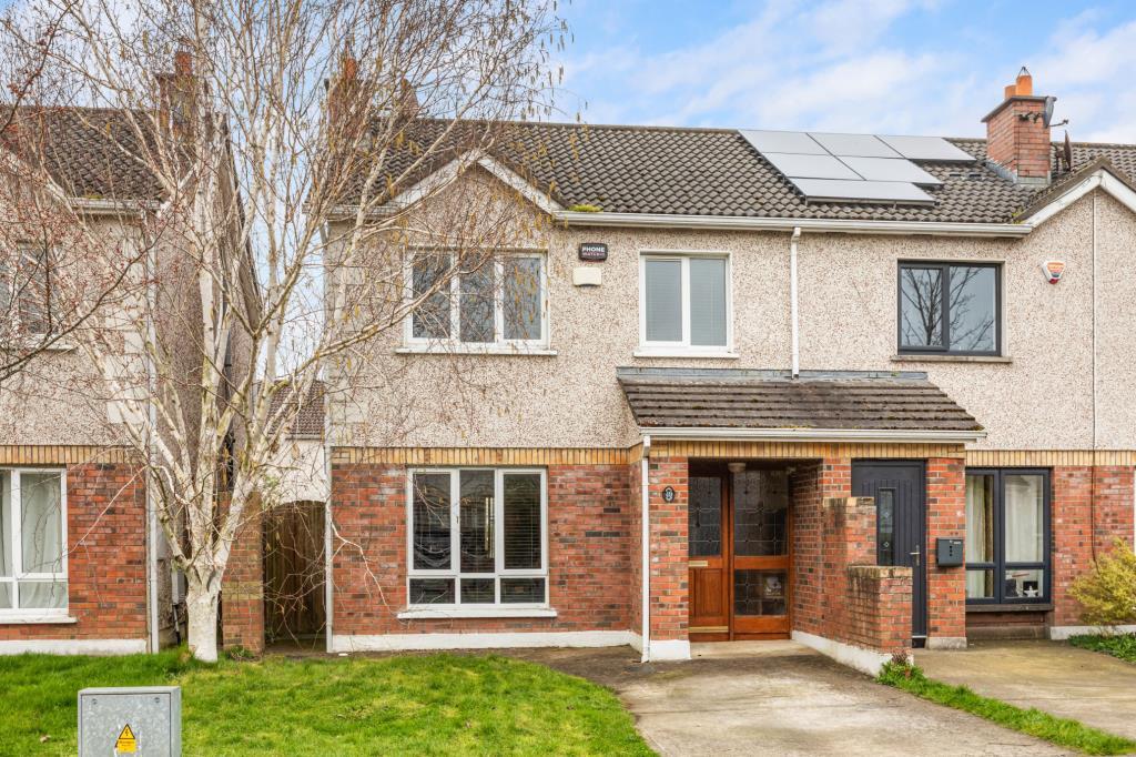 Main image of property: 49 Ravenswood Crescent, Clonsilla, Dublin 15, D15 N5H6