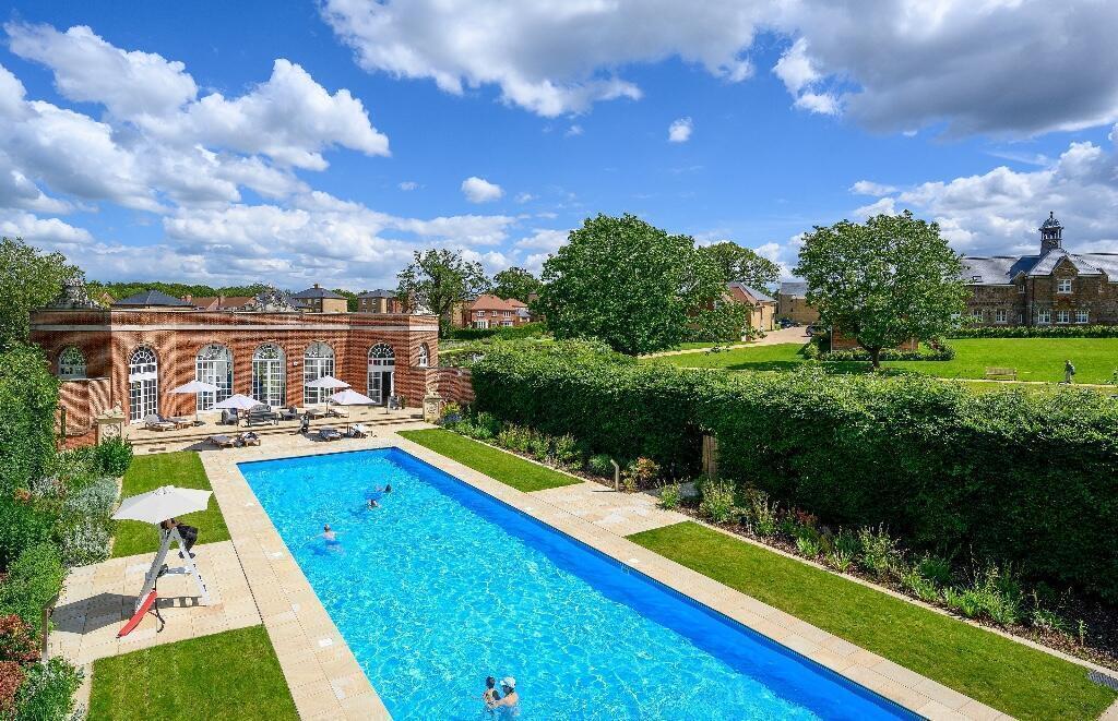 House in Enfield - View 5