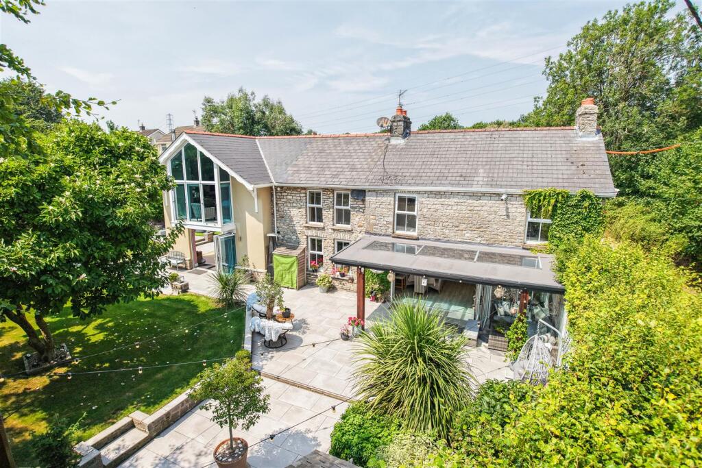 Main image of property: Foxleigh House, Trerhyngyll, Nr Cowbridge, Vale Of Glamorgan, CF71 7TN