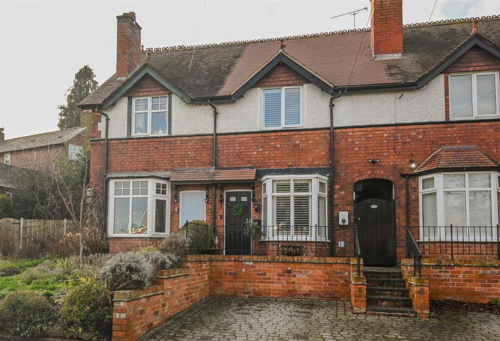 Main image of property: Robin Hood Cottages, Main Street, Tatenhill, DE13