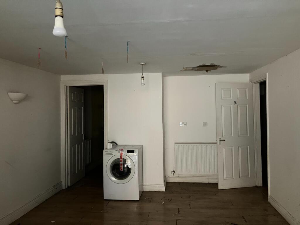 Apartment in Southampton - More