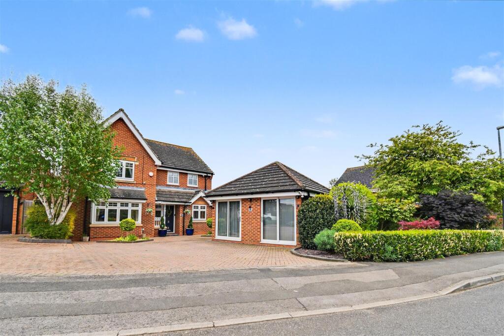 Main image of property: Larkspur Avenue, Healing, Grimsby