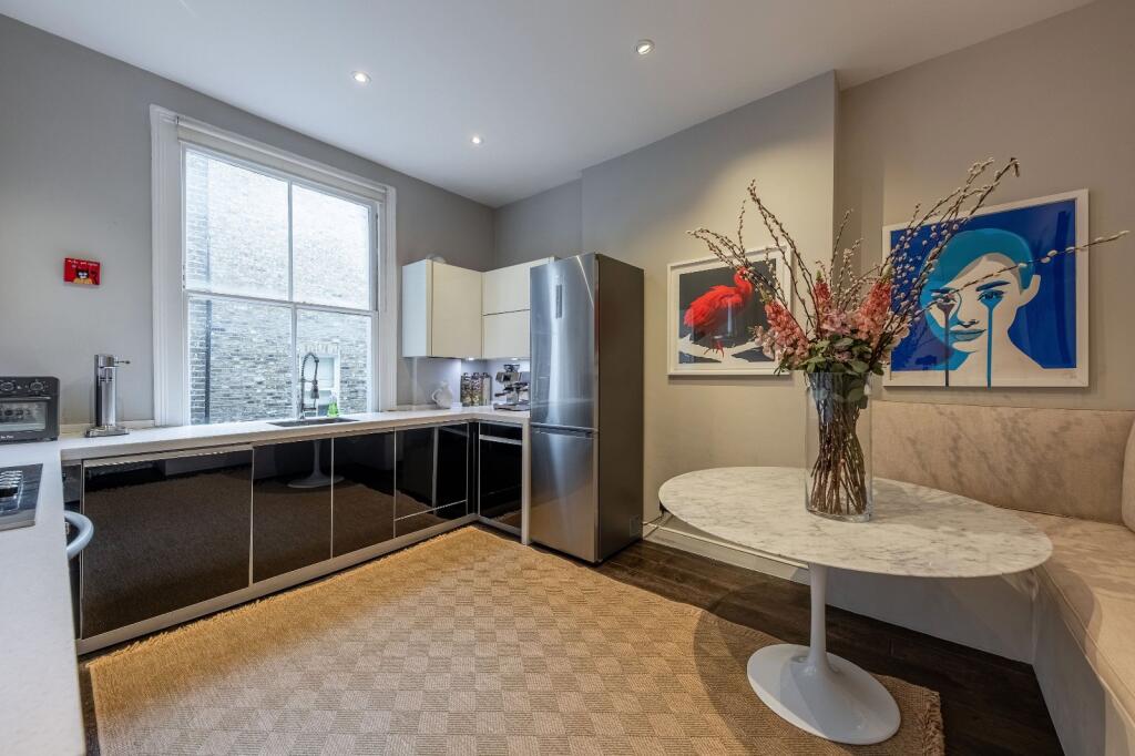 Apartment in London - View 4
