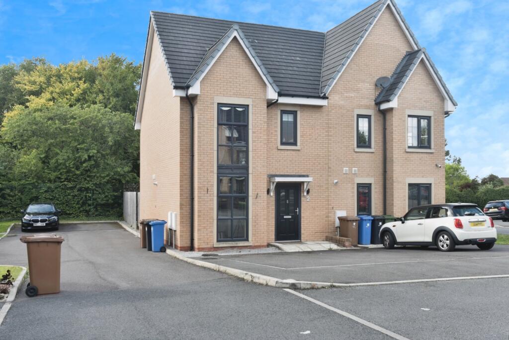 Main image of property: Steeple View Close, Hyde, Greater Manchester, SK14
