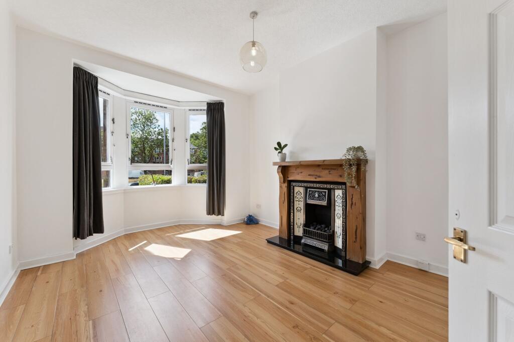 Apartment in Glasgow - View 2