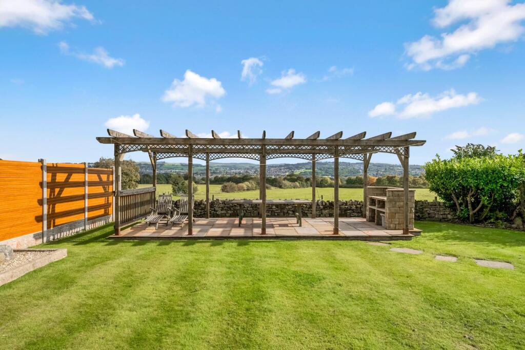 Additional image 50 of Pollard Row, Fence