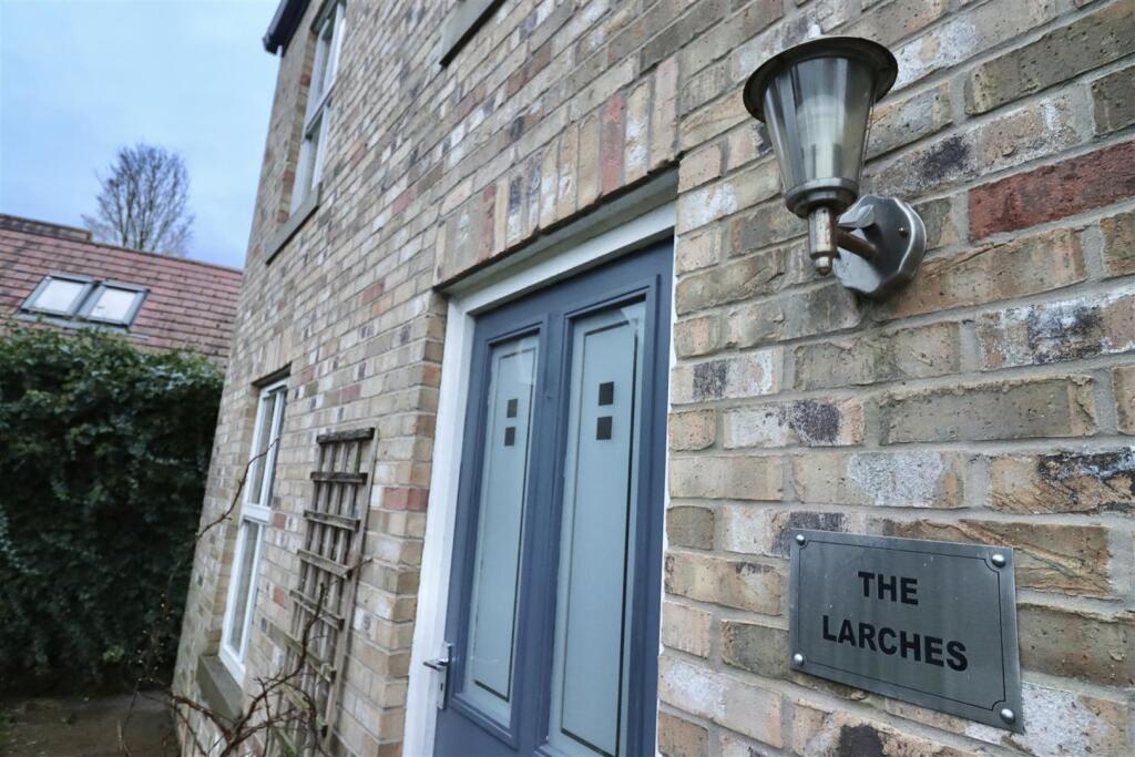 East Hall Mews, South Cave, Brough photo 4