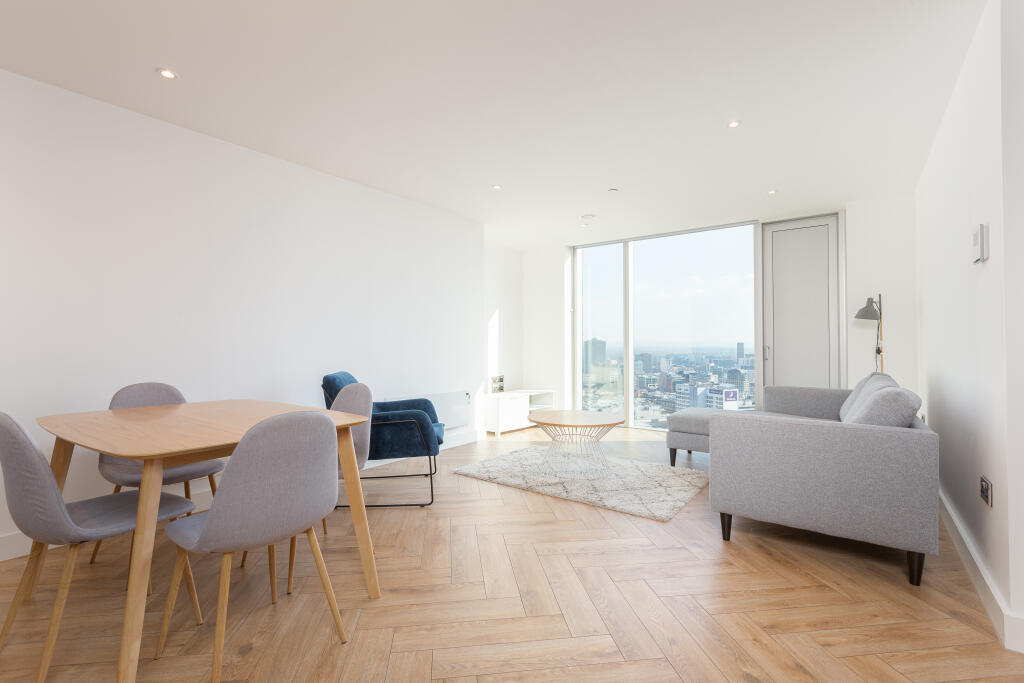 Apartment in Manchester - View 4
