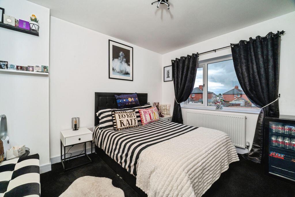 House in Doncaster - View 5