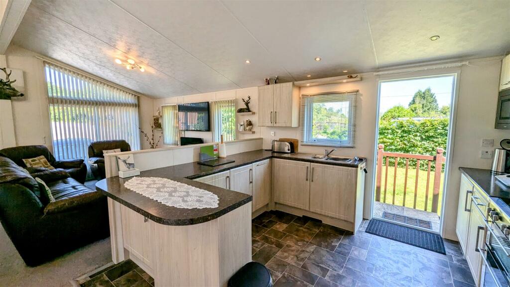 Chepstow Road, Sling, Coleford photo 3