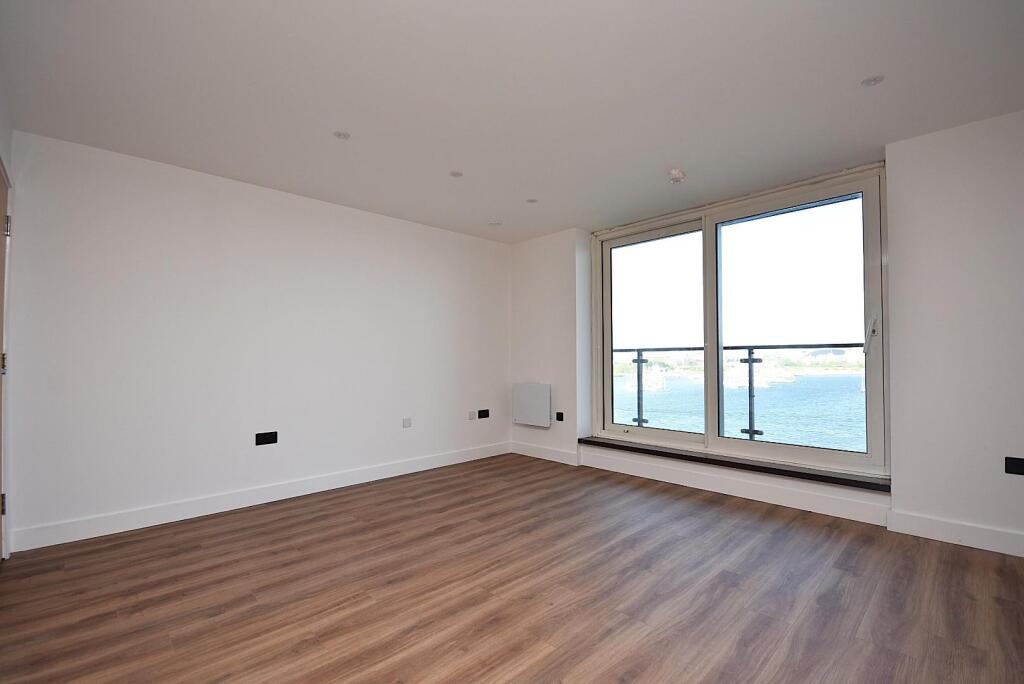21 Eddystone House, Ferry Court, Cardiff, CF11 0AU photo 4