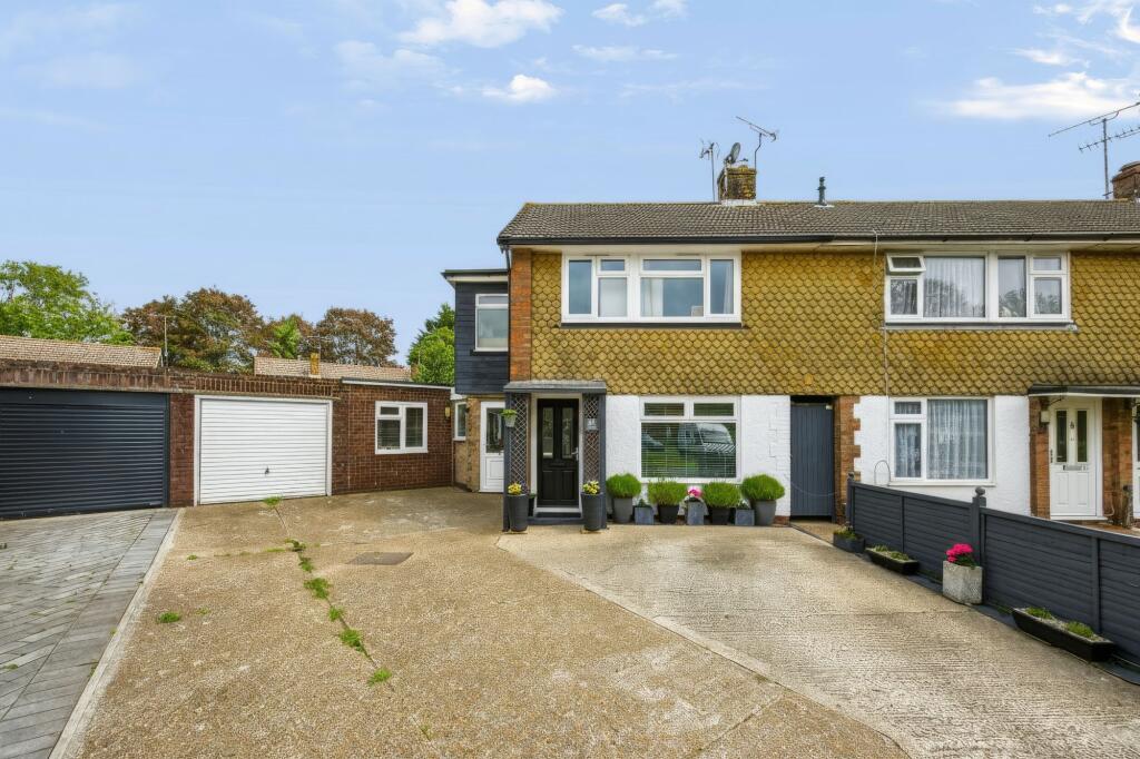 Main image of property: Priors Close, Upper Beeding, BN44