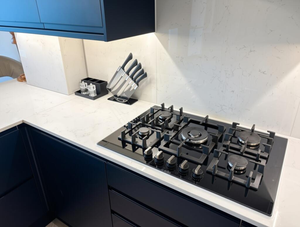Apartment in London - View 5