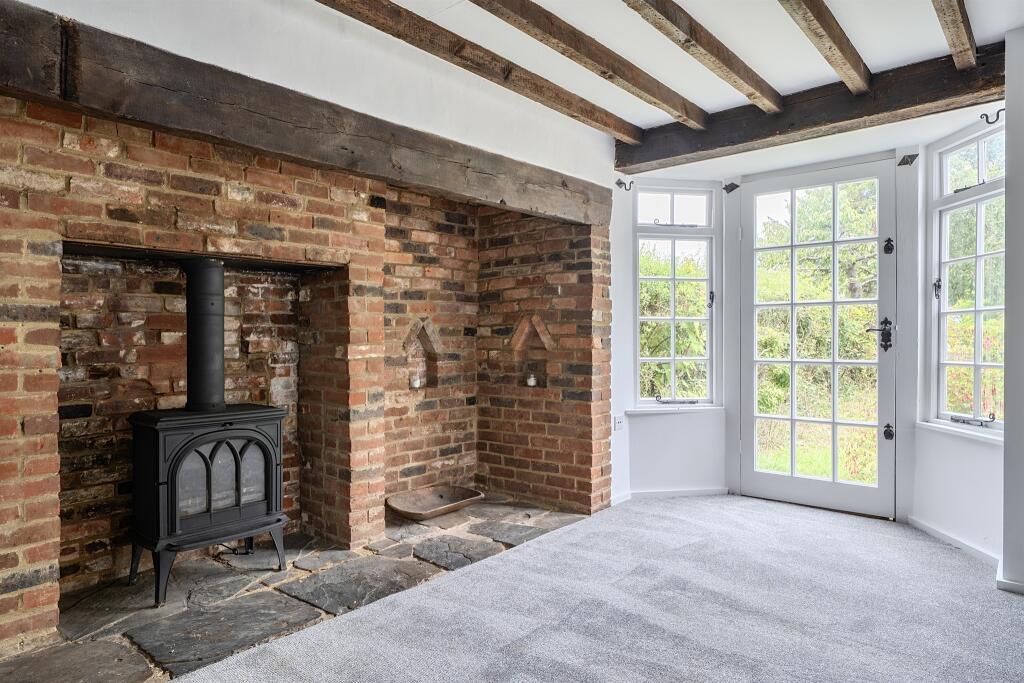 House in Tonbridge - View 3