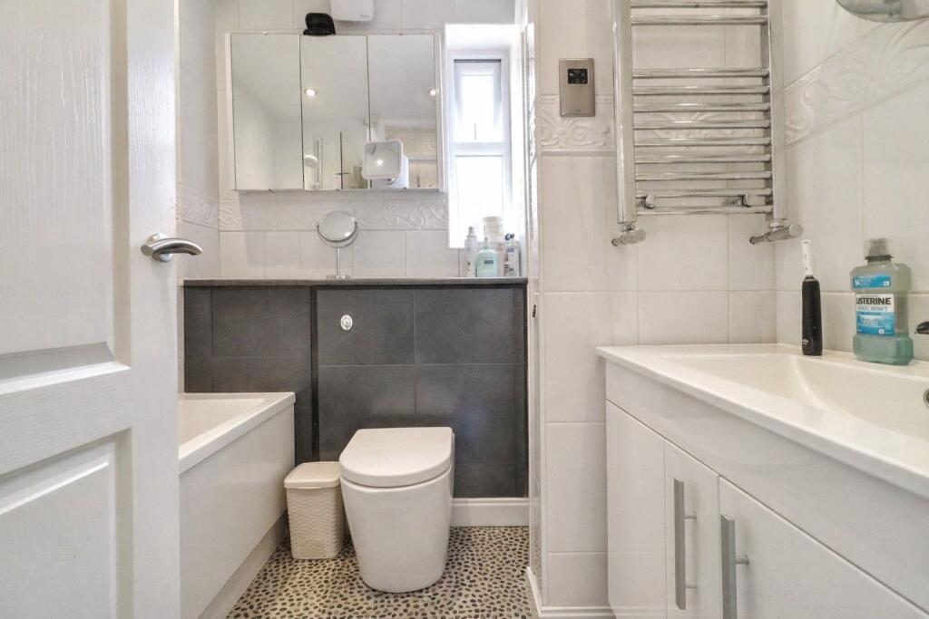 Additional image 7 of Gunstock Close, Sutton Coldfield, B74 2DL