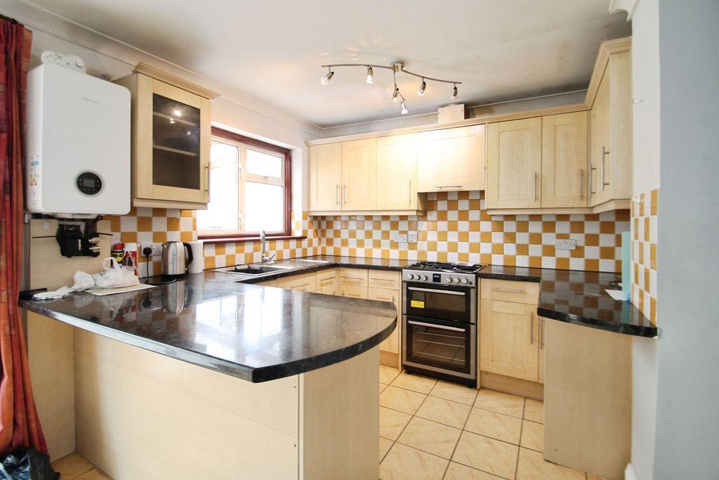 House in Southall - View 3