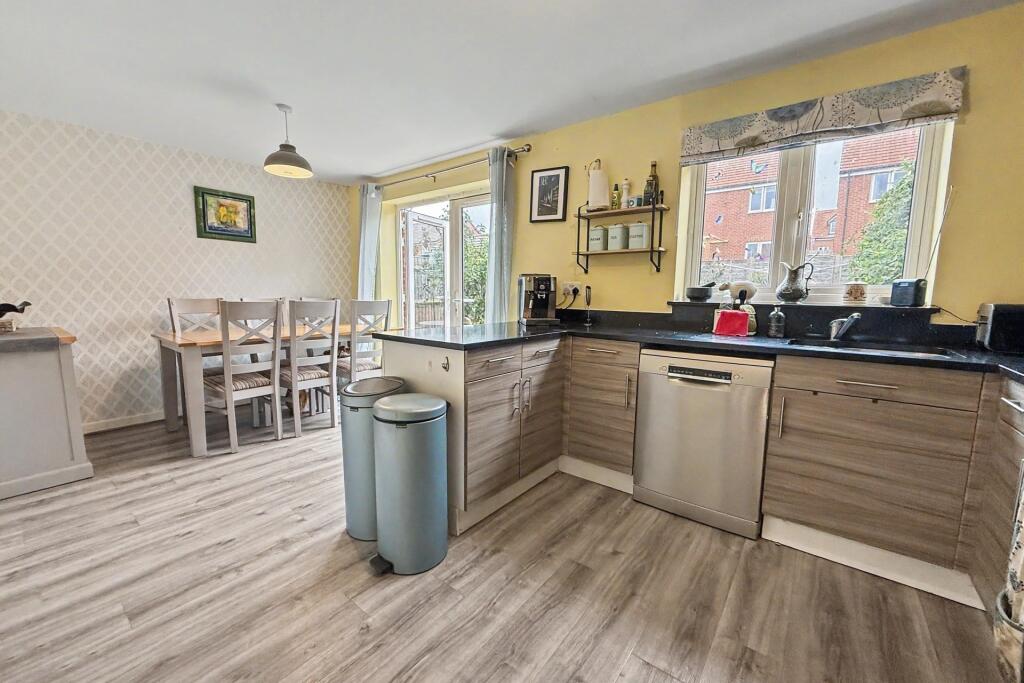 House in Salisbury - View 4