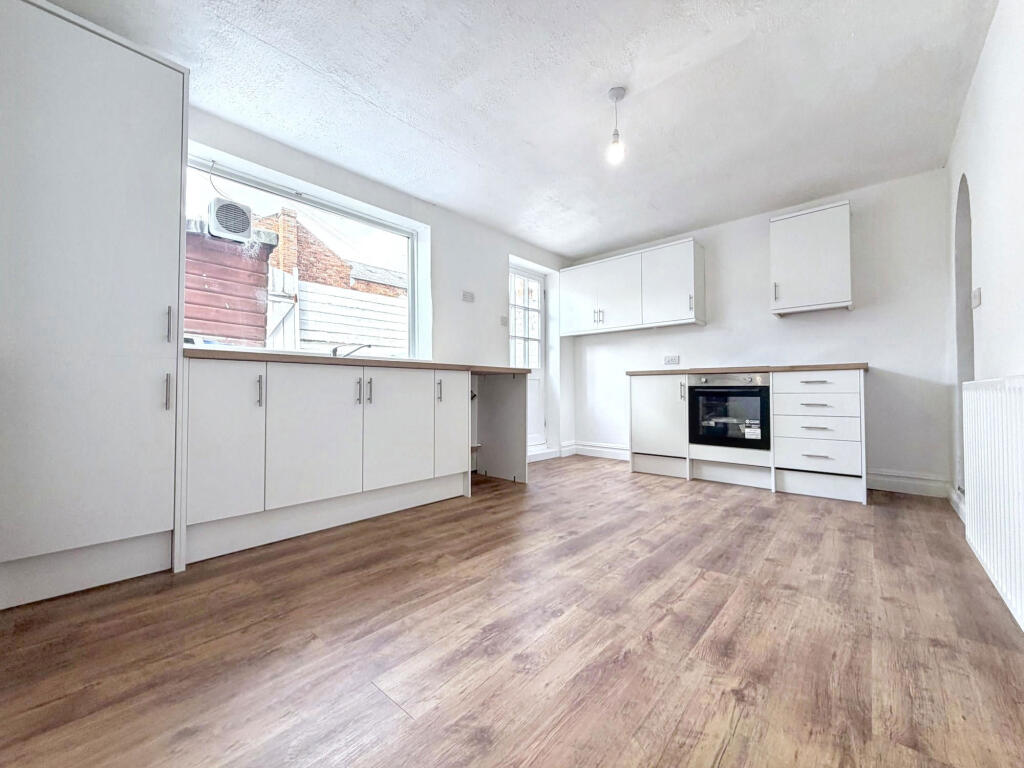 House in Sunderland, Houghtonside - More