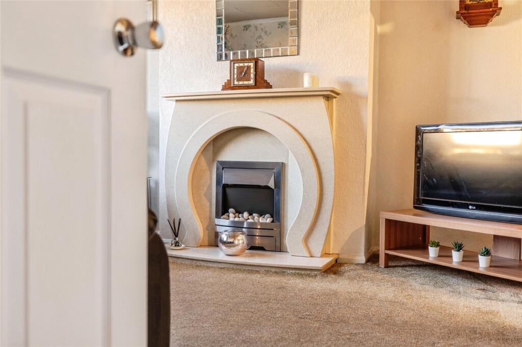 House in Bury, Wood Road - View 5