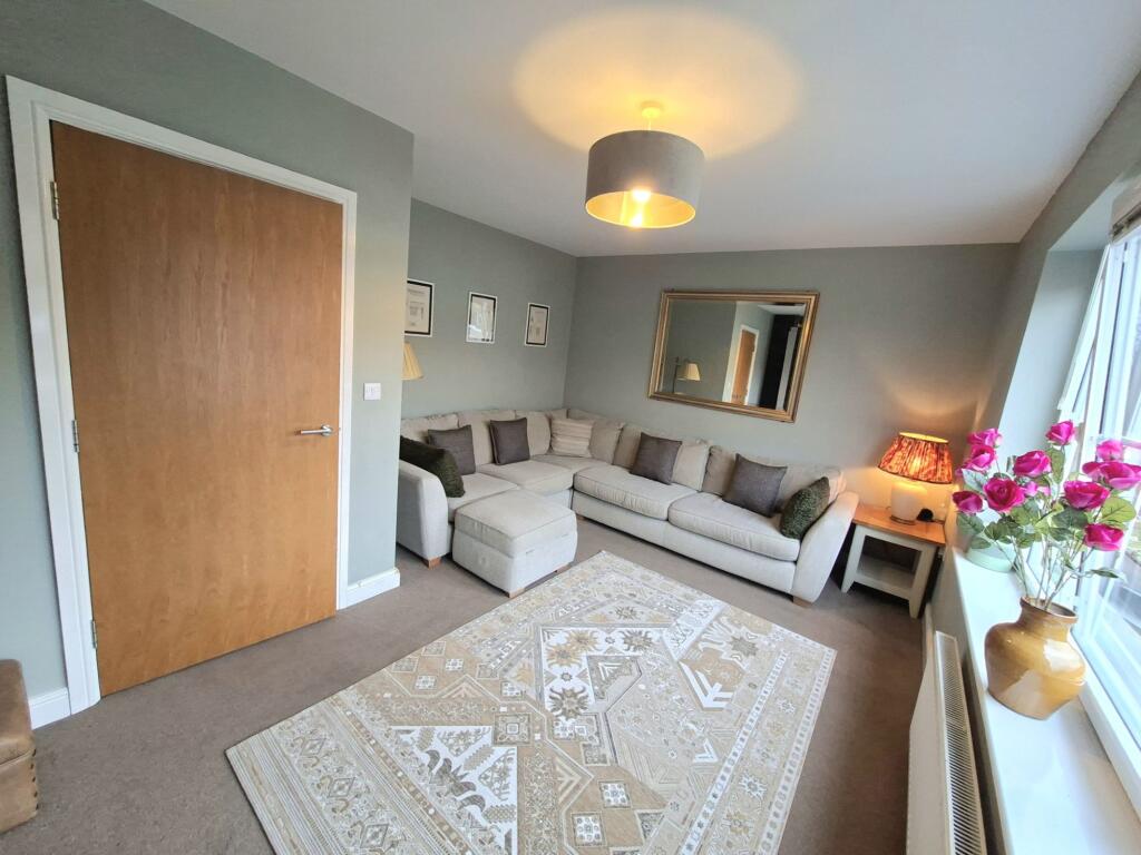 Grenoside Grange Close, Grenoside, S35 photo 3