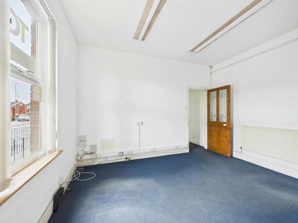 tgsales&lettings_estateagentgloucester_commercialpropertyforsale_6.jpg