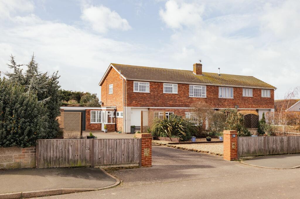 Main image of property: Seaside Living in Hunstanton