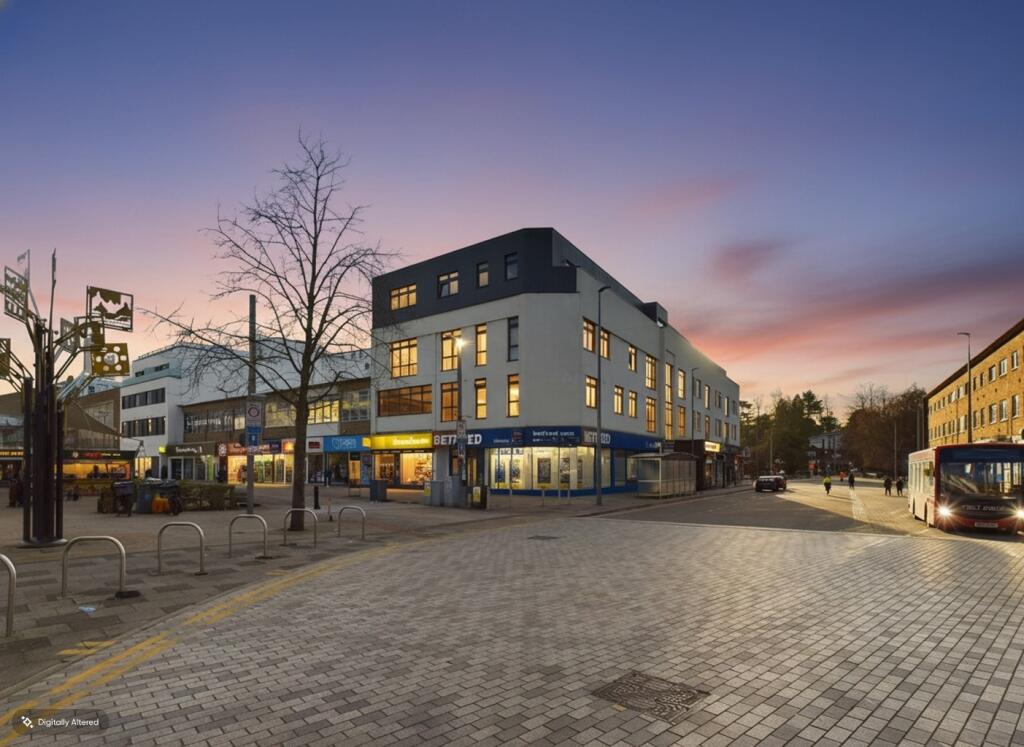 Main image of property: Bridge Court, Bridge Street, Hemel Hempstead, Hertfordshire, HP1 1FU