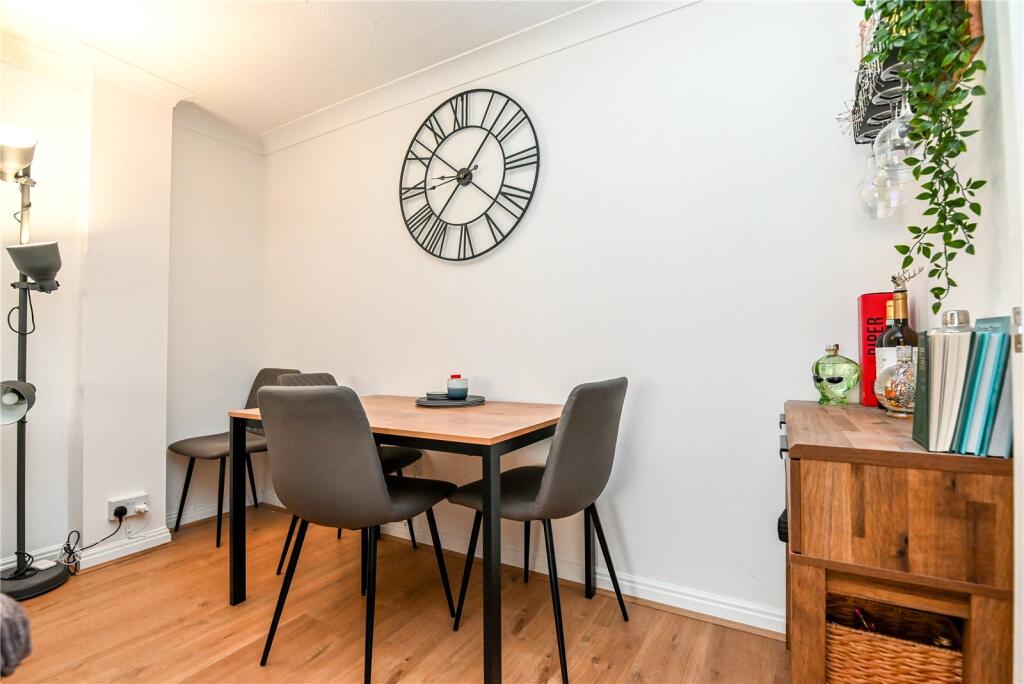 Apartment in New Forest, Old Milton, New Milton - View 4