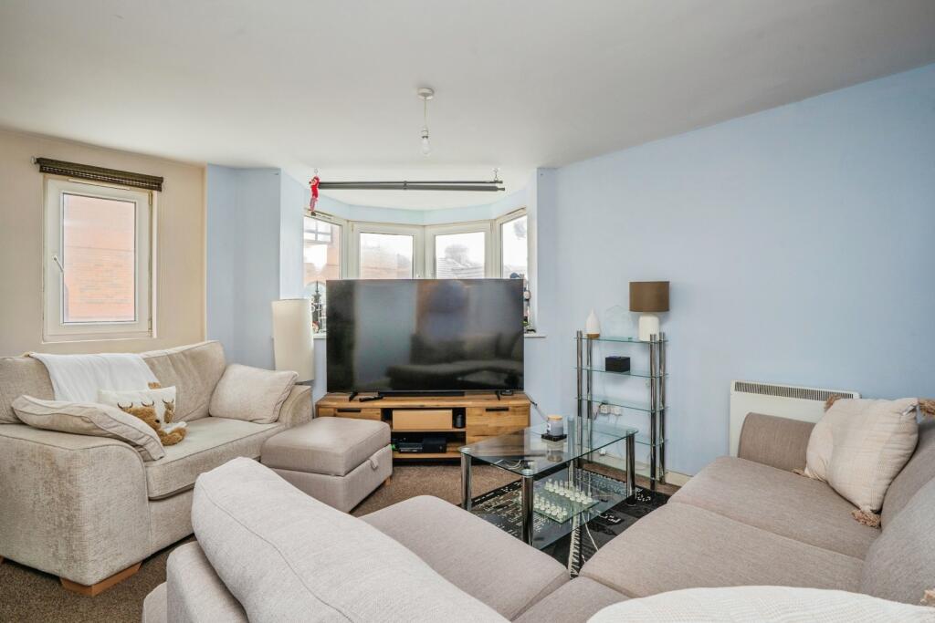 Apartment in Fratton, Portsmouth, Fratton - View 2
