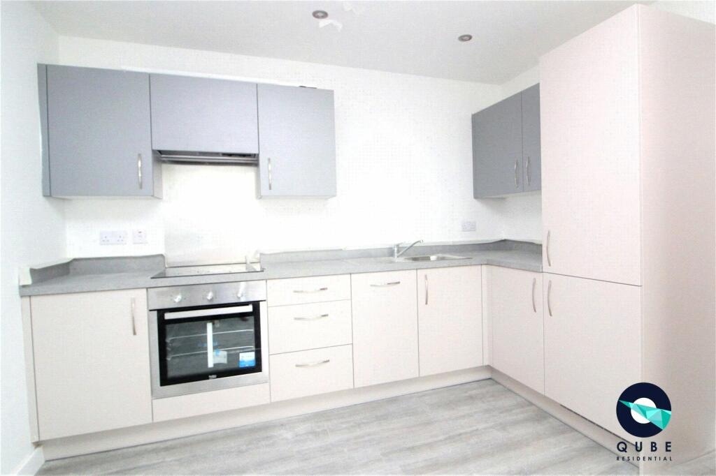 Apartment in Salford, Greater Manchester - View 3