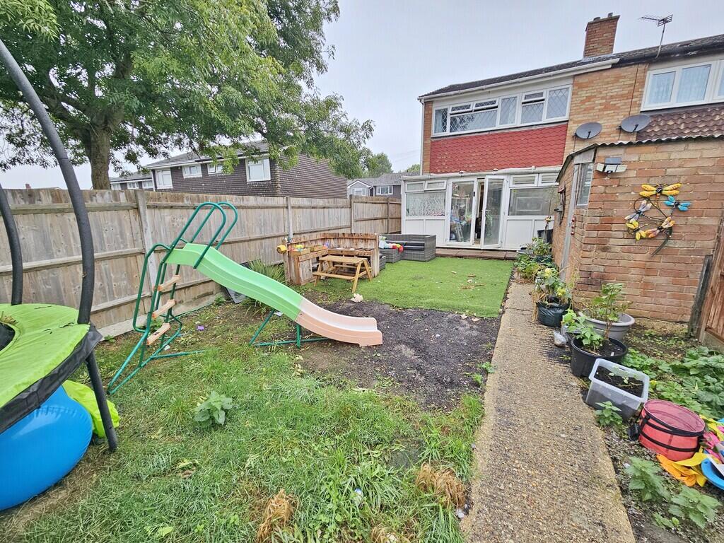 House in Fareham, Hampshire - View 2