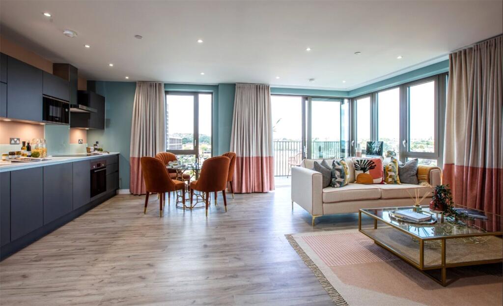 Main image of property: The Lock, Greenford Quay, Greenford, UB6