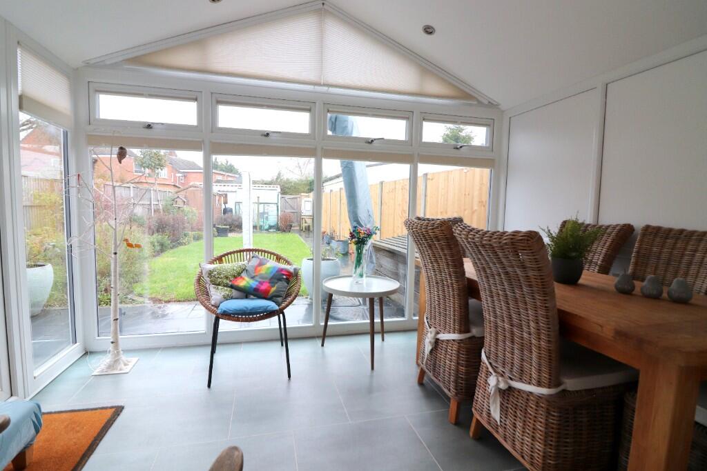 Norman Road, Barton Le Clay, Bedfordshire, MK45 4QD photo 2