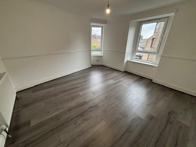 Main image of property: 2E McGill Street, Dundee, DD4 6PH