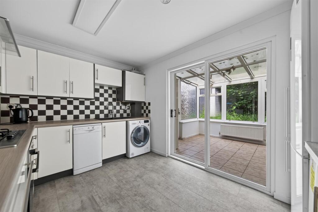 House in Milton Keynes, Great Holm, Loughton and Great Holm - View 6