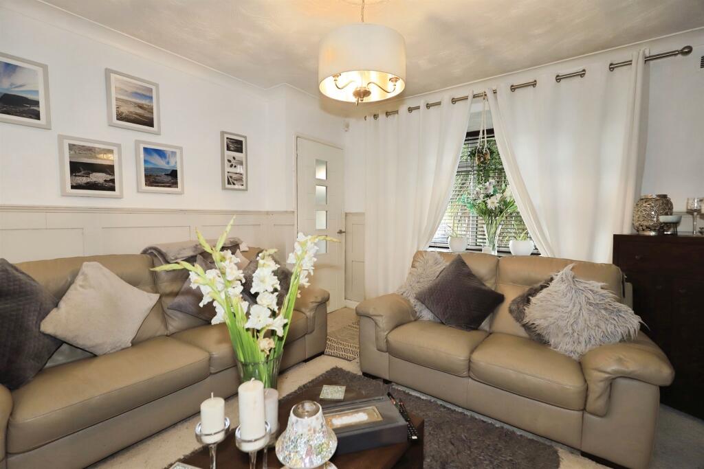 House in Wolverhampton, Low Hill - View 5