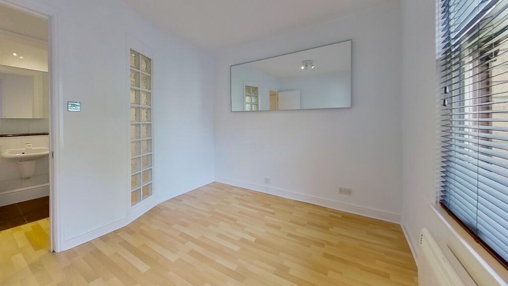 Apartment in Glasgow, Partickhill, Hyndland - View 4