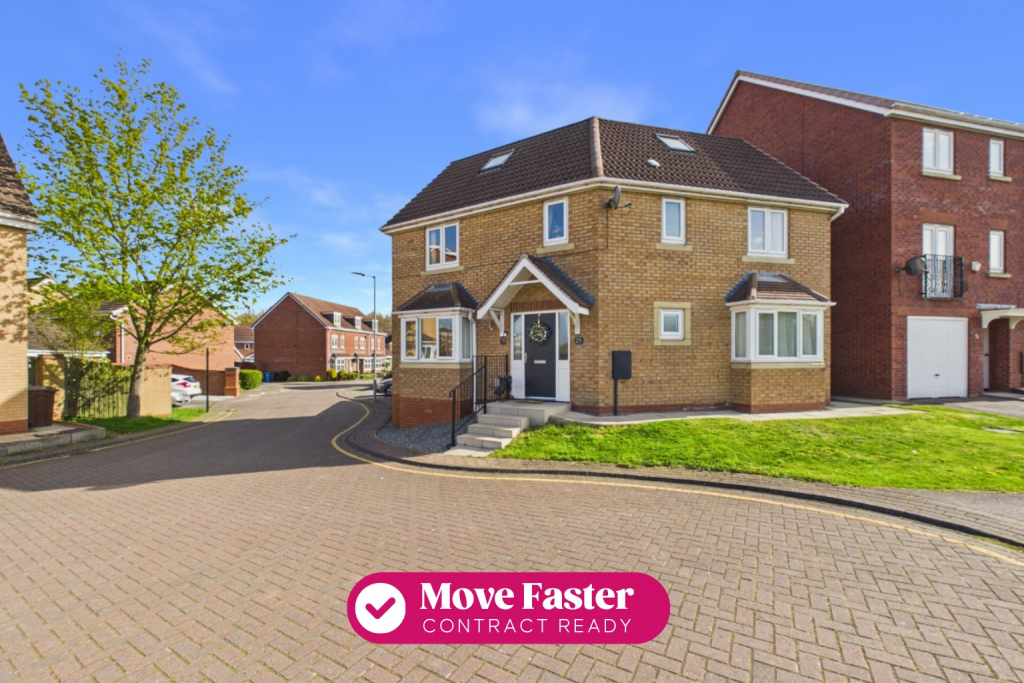 Main image of property: Kielder Way, Kingswood, Hull, HU7 3BP