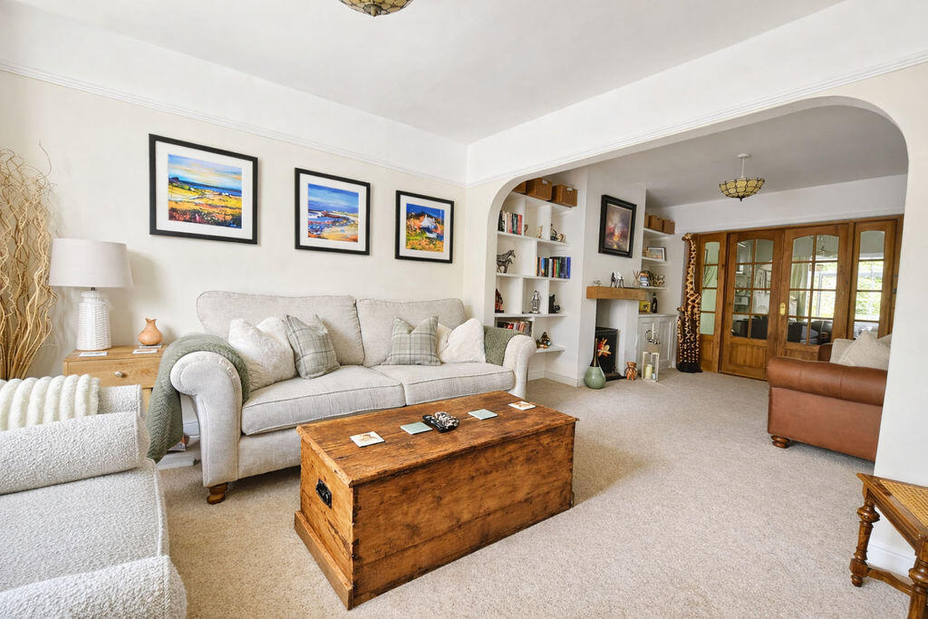 Seymour Road, Lee-On-The-Solent, PO13 - View 4
