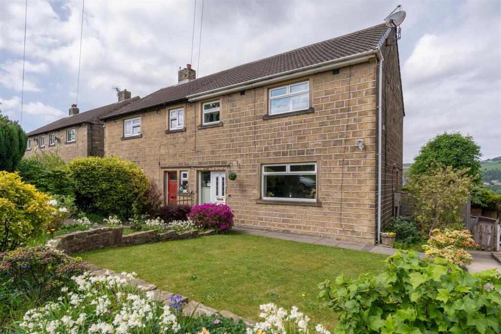 Main image of property: The Ridgeways, Linthwaite, Huddersfield