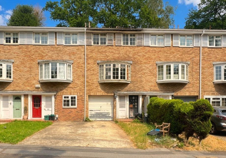 105 Highland Road, Bromley, Kent, BR1 4AA