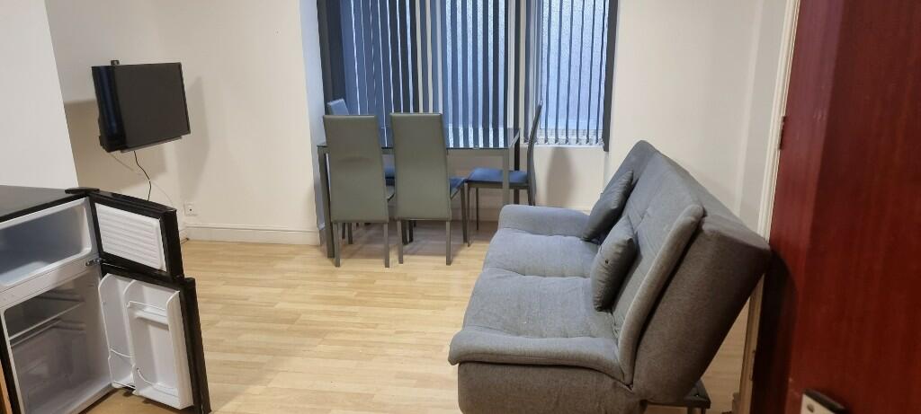 Apartment in Leicester - View 2