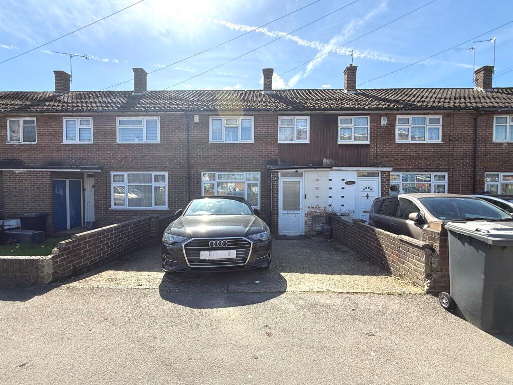Main image of property: Trelawney Avenue, SLOUGH