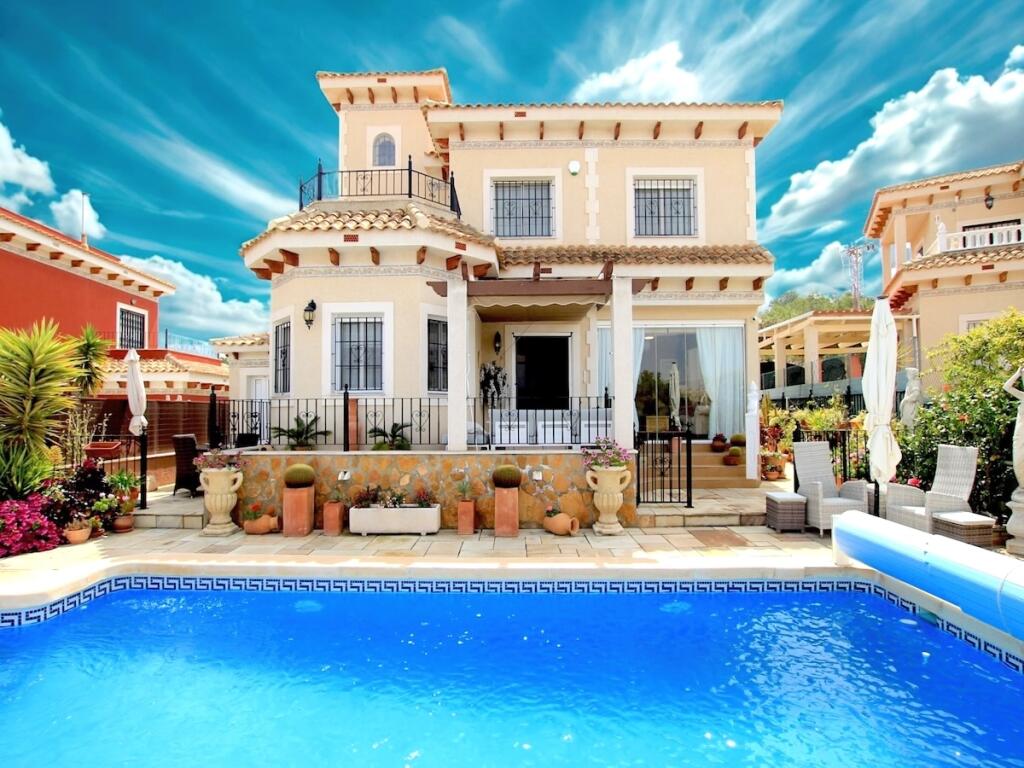 Main image of property: Valencia, Alicante, Bigastro
