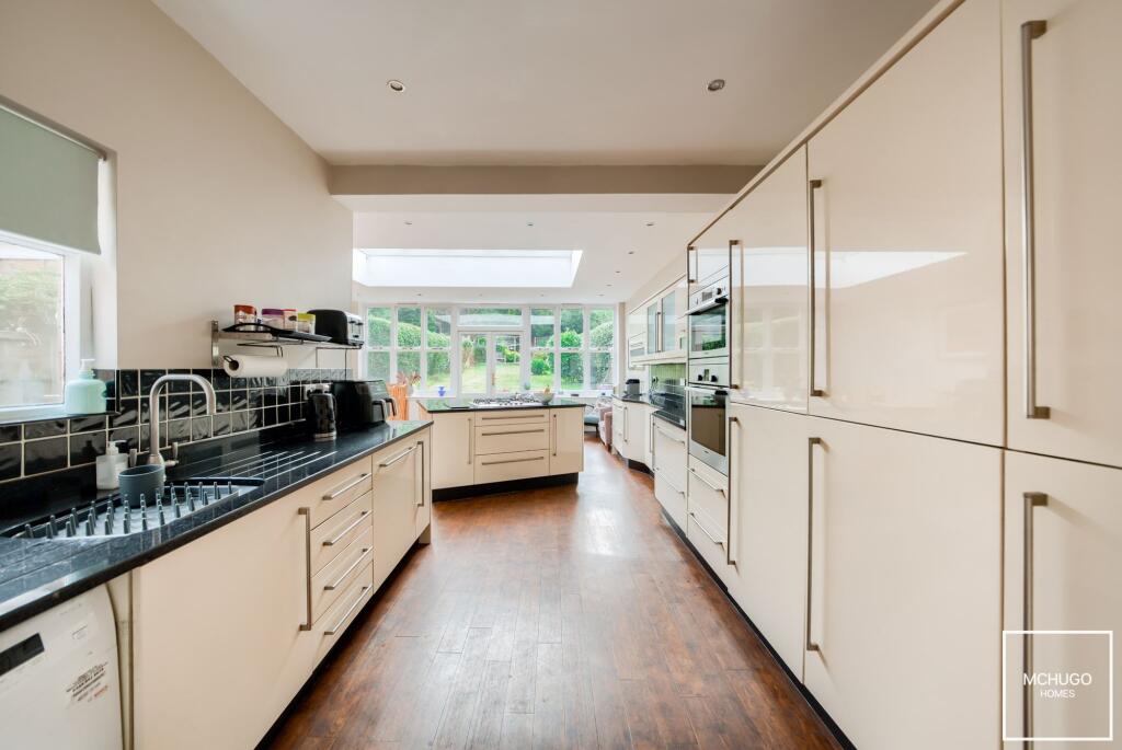 House in Birmingham, Moseley - View 2