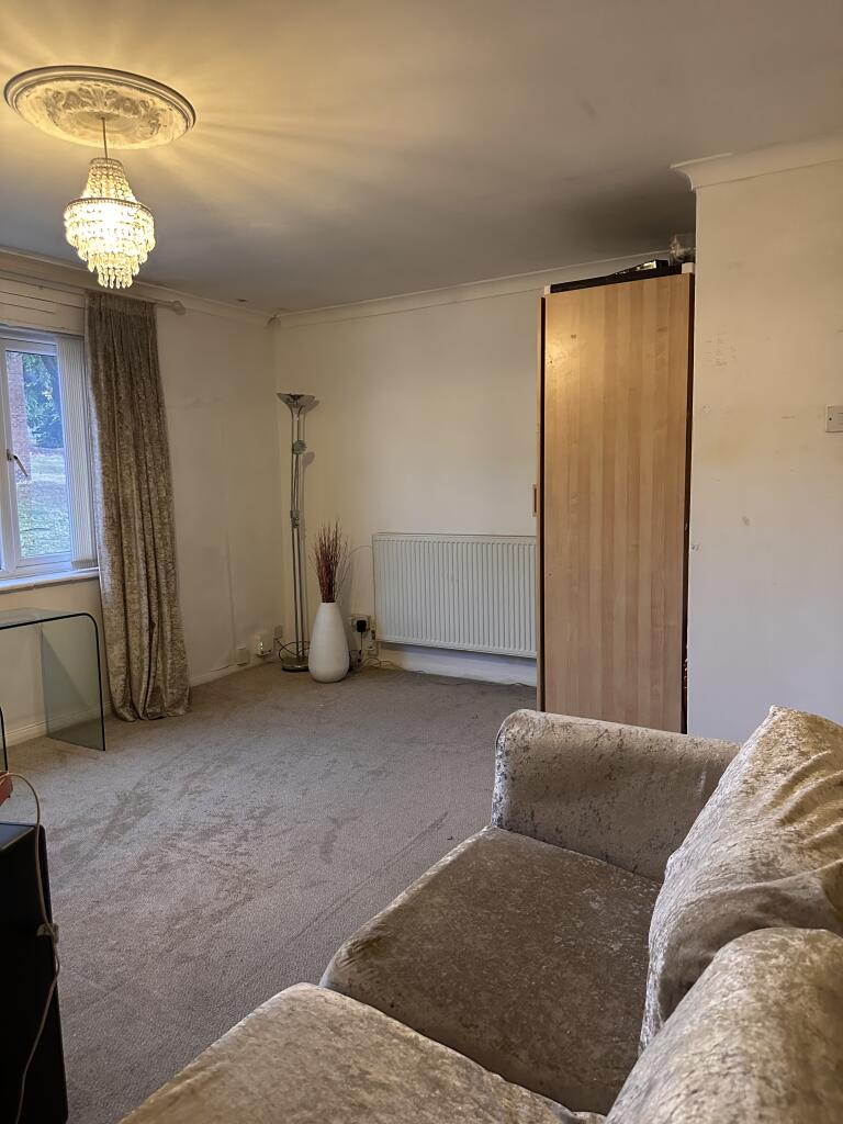 Apartment in Dudley - More