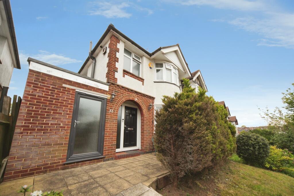 Main image of property: Walcot Avenue, Luton